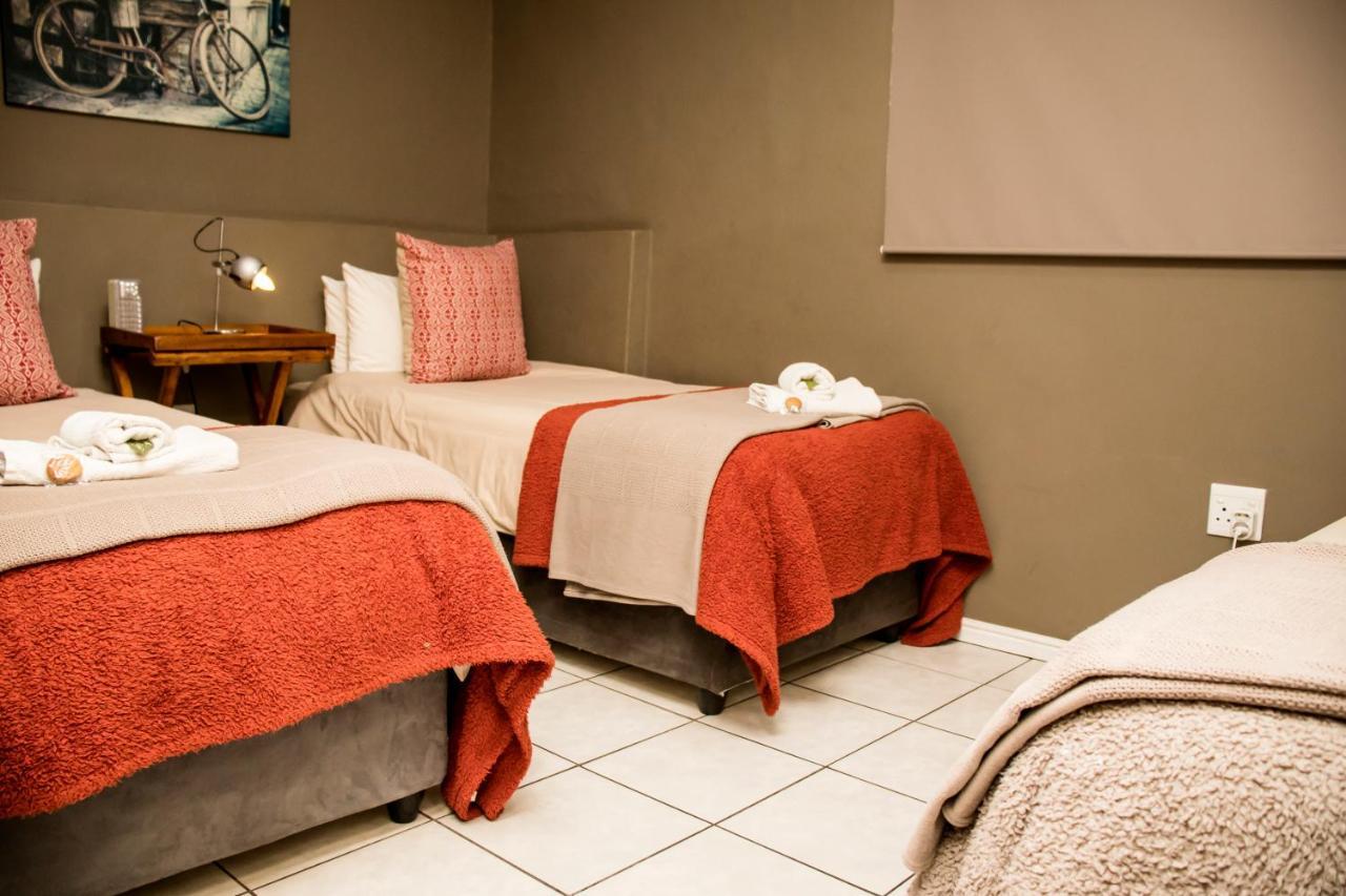Die Herehuis Beaufort West Bagian luar foto