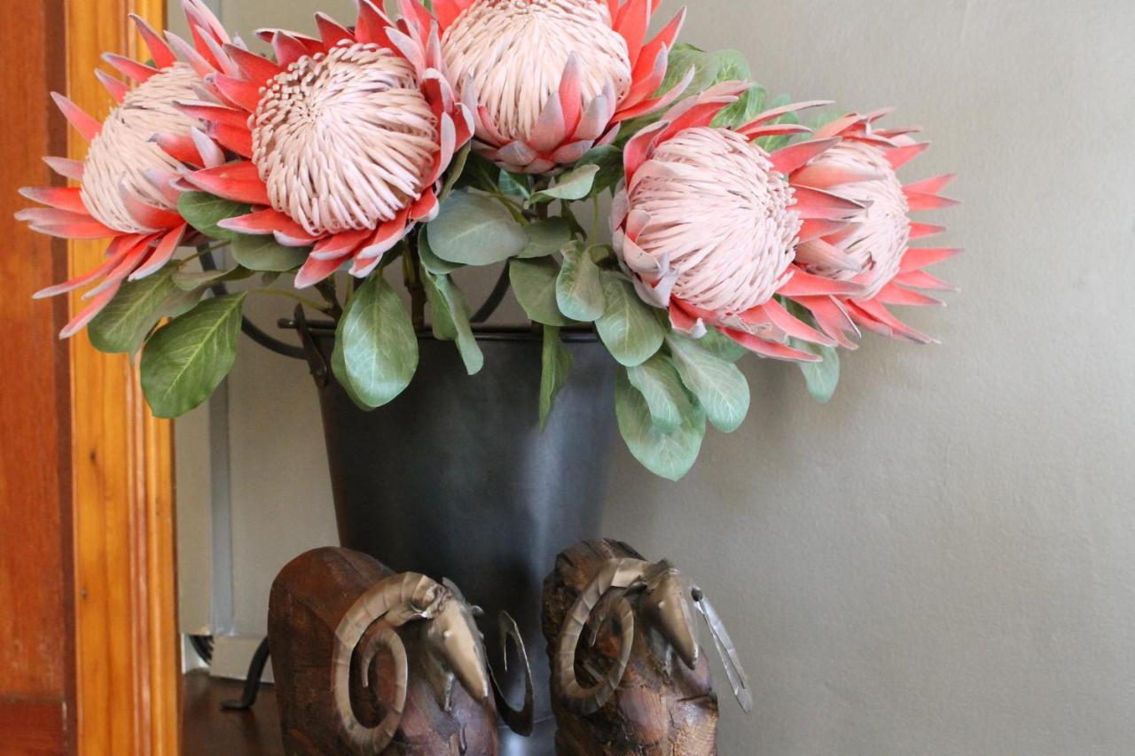 Die Herehuis Beaufort West Bagian luar foto